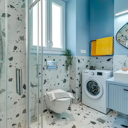 Royal View - Corfu Town Daire *